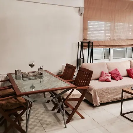Holiday home Savva's Surf House *